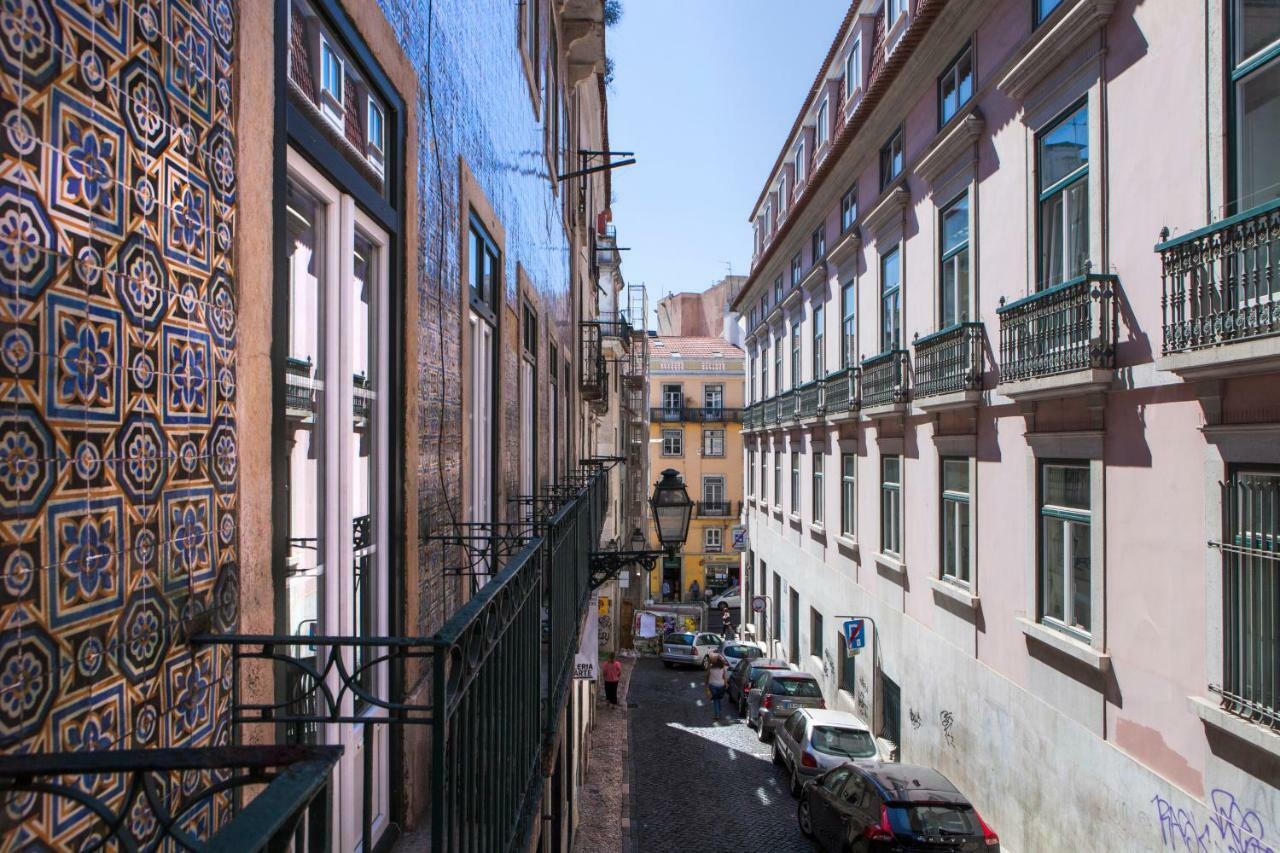 Appartamento Cozy 1st Floor Flat Chiado District With Balconies And Ac 19th Century Building