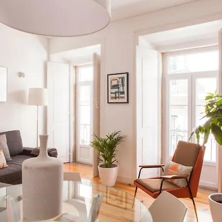 Cozy 1St Floor Flat Central Chiado District With Balconies And Ac 19Th Century Building Lisbon Exterior photo