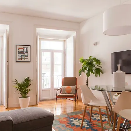 Cozy 1St Floor Flat Central Chiado District With Balconies And Ac 19Th Century Building Lisbon Exterior photo